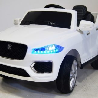 ელექტრო მანქანა Jaguar F-PACE. თეთრი